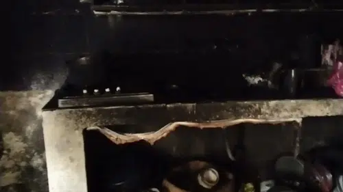 Hatay’da Küle Dönen Evden Bakın Nasıl Kurtuldular?