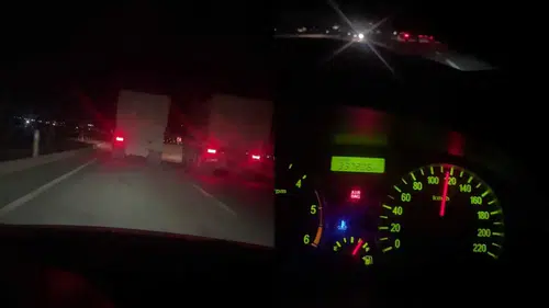 Hatay’da Ağır Tonajlı Kaos: Kamyonlar Şehrin İçinde Yarıştı!