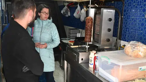 Isparta’da Zabıta Döner Salonlarını Mercek Altına Aldı!
