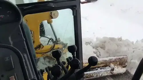 Adana-Kayseri Arası Kar Engeli: Ekipler Zamanla Yarıştı!