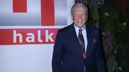 Duayen Gazeteci Uğur Dündar Halk TV’ye Geri Döndü!