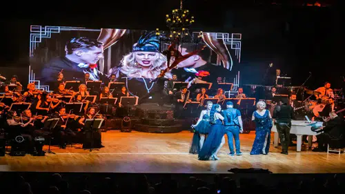 Antalya’da Yıl Sonu Konseri Coşkuyla Kutlandı! Görsel-İşitsel Şölen Yaşandı