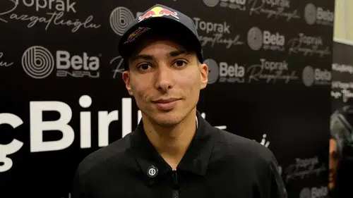 Alanyalı Dünya Şampiyonu Razgatlıoğlu MotoGP İçin Tarih Verdi
