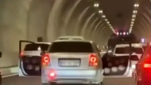Alanya’da Tünelde Gösteri Yapmaya Çalışan Sürücüye Ceza Yağdı