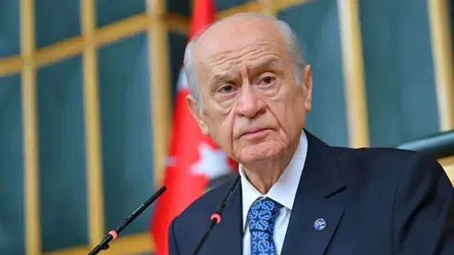 Bahçeli sessizliğini bozdu: 2 bakanın değişimi sonrası CHP'yi hedef aldı