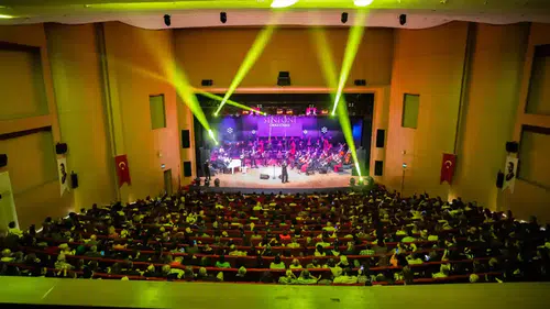 Antalya Senfonisinde Aşk Rüzgarı