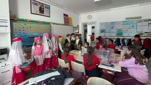 Kumluca’da Okul Koridorlarında Ramazan Şenliği