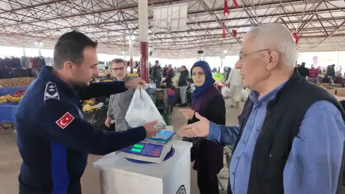Aksu Pazarlarında Tartı Denetimi