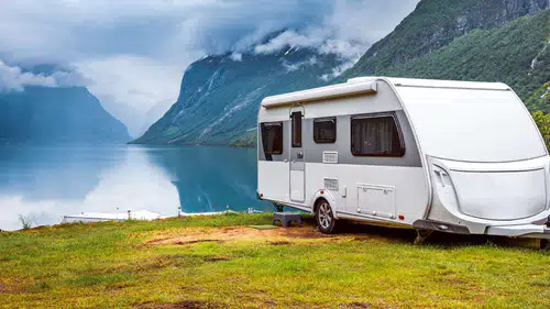 Finike Sahilinde Karavan Sürgünü!