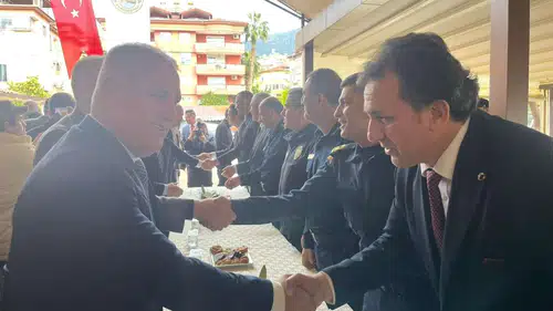 Alanya’da Protokol ve Vatandaşlar Bir Arada