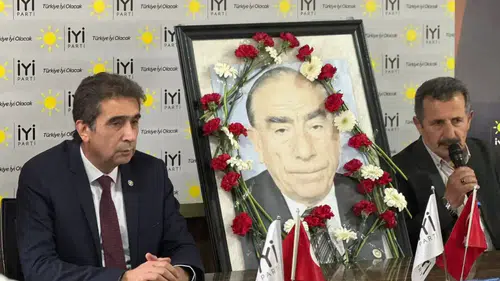 İYİ Parti Antalya'dan Alparslan Türkeş İçin Anma Programı