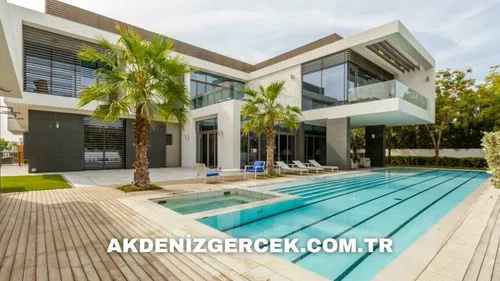 Sakarya Serdivan'da mahkemeden satılık dubleks villa