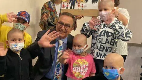 Hastalık ne kral tanır ne bakan!