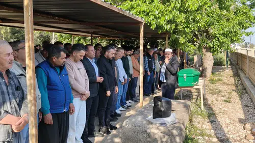 Mersin'de Denizde cansız bedenleri bulunmuştu! İki Arkadaştan Biri Son Yolculuğuna Uğurlandı