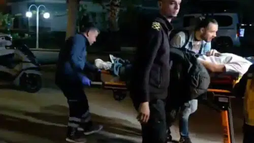 Konyaaltı’nda İki Motosiklet Çarpıştı: 3 Kişi Hastanelik Oldu