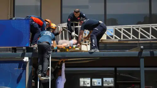 Kepez'de 4'üncü Katın Penceresinden Düştü! Tenteye Asılı Kaldı