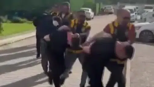 Adana’da Okul Çevresinde Silah Sesleri: Öğrenciler Büyük Panik Yaşadı!