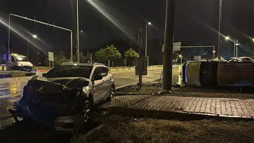 Burdur-Antalya Karayolunda Feci Kaza! Kazada 1 Ölü, 5 Yaralı