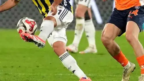 Fenerbahçe Başakşehir Karşısında! İlk 11'ler belli oldu