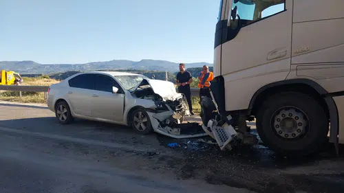 Mersin'de Katliam Gibi Kaza: Anne ve Kızı Öldü, Baba Ağır Yaralandı!