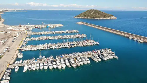 Antalya Balıkçı Barınağı’nda Kritik Karar!
