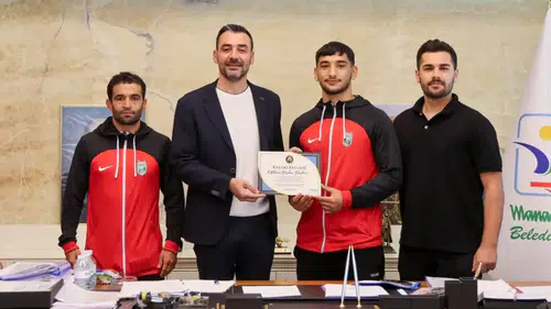 Manavgat’ta Başarılı Sporcular Ödüllendirildi
