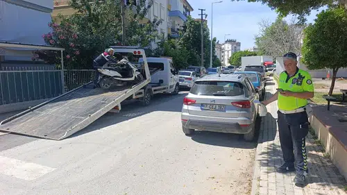Manavgat’ta Okul Önünde Tehlikeli Şov! Ehliyetsiz Sürücüye Rekor Ceza