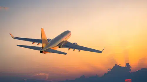 Antalya'dan Kalkan Uçak Diyarbakır’a İnemedi: Hava Muhalefeti Rotayı Değiştirdi!