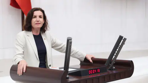 Aliye Coşar’dan Sert Tepki: “Kaynağı Belirsiz Paraya Geçit Vermeyeceğiz”