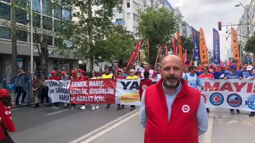 DİSK Antalya Şube Başkanı Küçük: “Barış İçinde Bir Ülkede Yaşamak İstiyoruz”