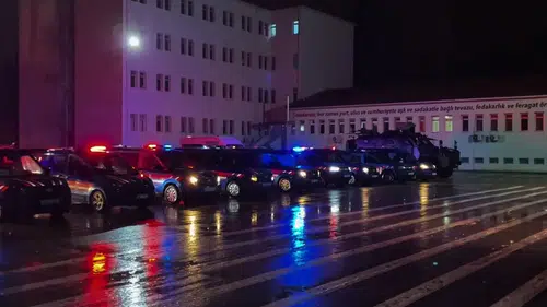 Antalya Dahil 33 İlde Jandarmadan FETÖ Operasyonu