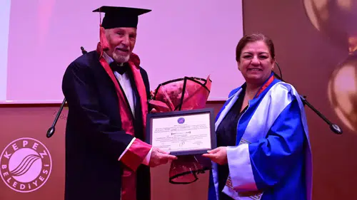 Kepez’de Tazelenme Üniversitesi Mezuniyet Gururu