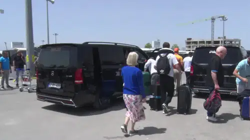 Antalya Havalimanı’nda "Kronometreli" Dönem, 15 Dakikadan Sonrası Binlerce TL!