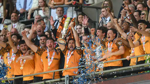 Acun Ilıcalı’nın Takımı Hull City Premier Lig’de!