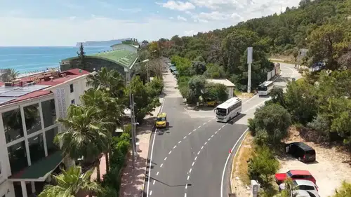 Eski Kemer Yolu Yenilendi: Beldibi Turistik Şehir Geçişi Hizmete Açıldı