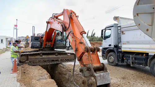 Manavgat’ta İki Mahallenin Yolu Genişletiliyor