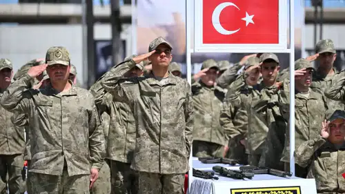 Antalya’da 72 Özel Genç Askerlik Yemini Ederek Terhis Oldu