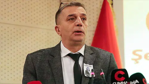 Şehzadeler Belediye Başkanı Hakan Şimşek’in Annesi Gülşinaz Şimşek Antalya'da Hayatını Kaybetti
