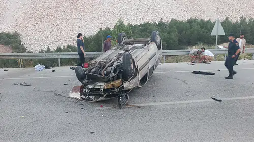 Burdur'da Çarpışma: Karşı Şeride Uçan Alkollü Sürücü Dehşet Saçtı!