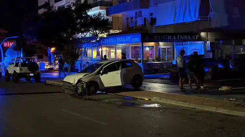 Gazipaşa'da Kaza Yaptıktan Sonra Sürücü Kayıplara Karıştı