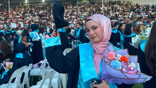 ALKÜ'de Serebral Palsili Büşra Önyargıları Yıkıp Bölüm İkincisi Oldu