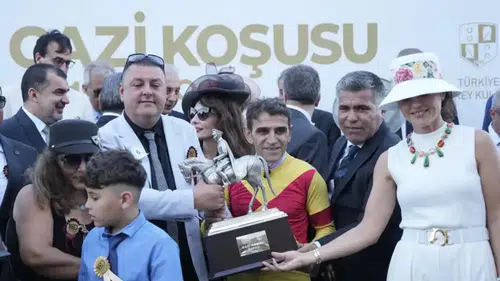 100. Gazi Koşusu’nun Kazananı Bay Nalçakan’ın Sahibi Antalyalı Emrah Nalçakan Kimdir?