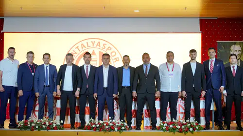 Antalyaspor'da Yeni Yönetimin Görev Dağılımı Belli Oldu