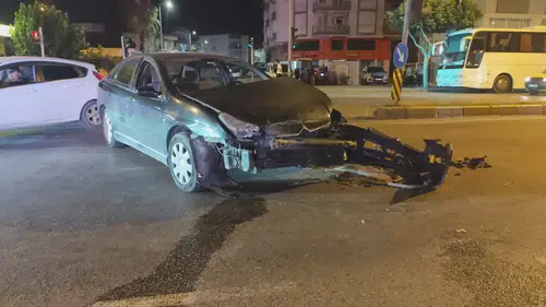 Kırmızı Işıkta Geçen Ehliyetsiz Sürücüye 82 Bin Lira Ceza Kesildi