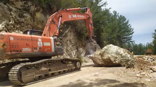 Alanya'da Turizm ve Yayla Sezonu Öncesi Dev Altyapı Dokunuşu