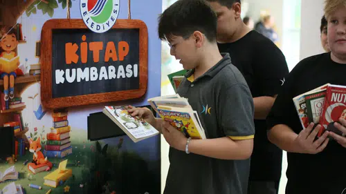 Kepez Belediyesi Kütüphanesiz Öğrenci Bırakmamaya Kararlı