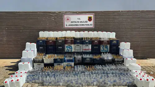 Alanya'da Zehir Zulası Patlatıldı: Gizli Depoya Baskın!