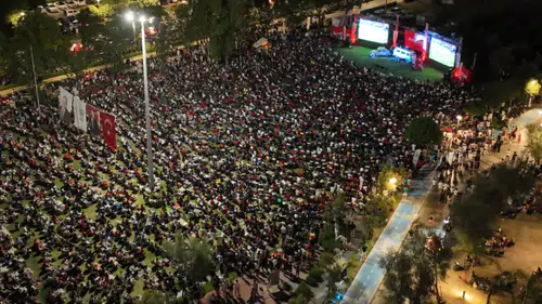 Antalya’da Dünya Kupası Heyecanı: Dev Ekranda Milli Maç Coşkusu