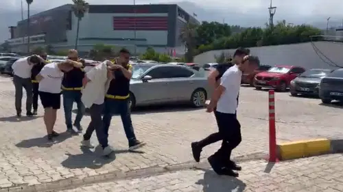 Hatay'da Şafak Operasyonu: Firariler ve Dolandırıcılar Yakalandı!