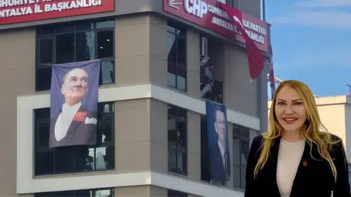 CHP Antalya'da Görevden Alınan İl Başkan Yardımcısından Çarpıcı Açıklama